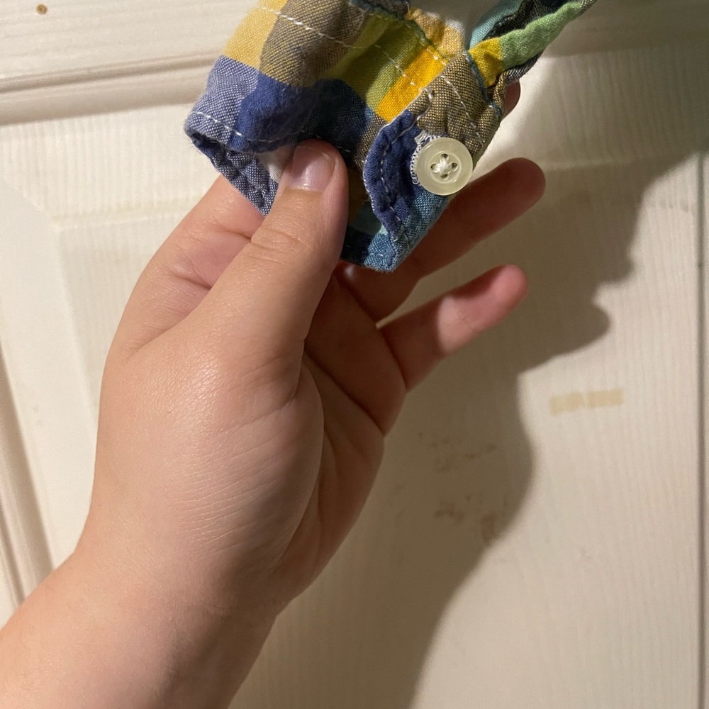 Baby Gap Short Or Long Sleeve Plaid Shirt Size 12-18 Months - Picture 2 of 6